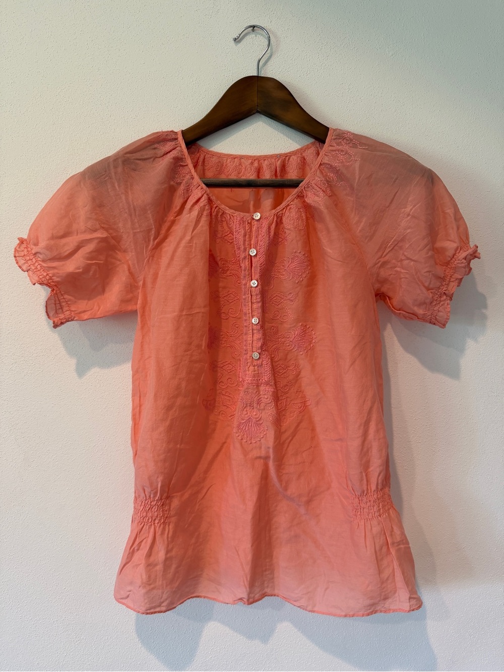 Cotton Silk Blend Peach Semi Sheer Short Sleeve Embroidered Top Beachy Coastal - Picture 2 of 9